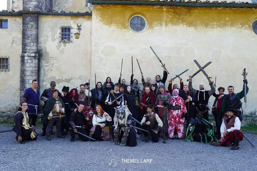 Scena dell’evento S1E1 L’ERA DELLA CENERE, fotografia 11
